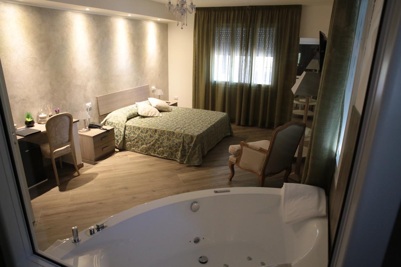 Hotel I Laghetti Polesella Kültér fotó